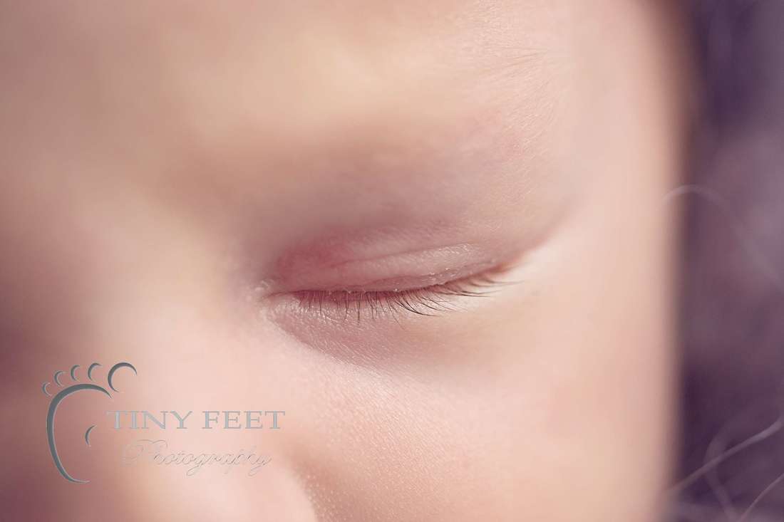 Tiny Feet Photography macro shots of eyelashes