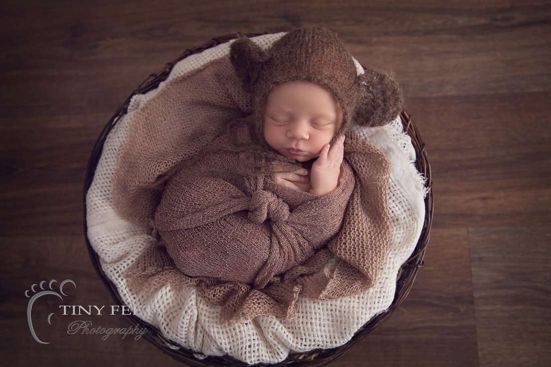 Tiny Feet Photography baby posed in brown bowl
