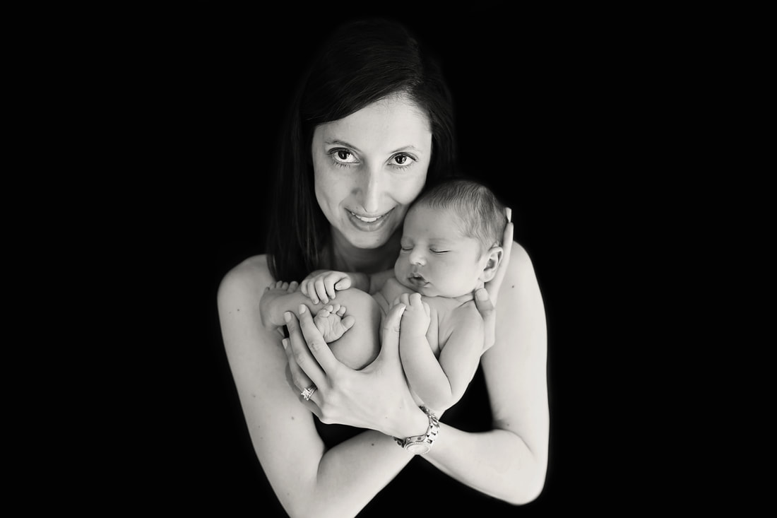 Tiny Feet Photography black and white posing with newborn baby and mum