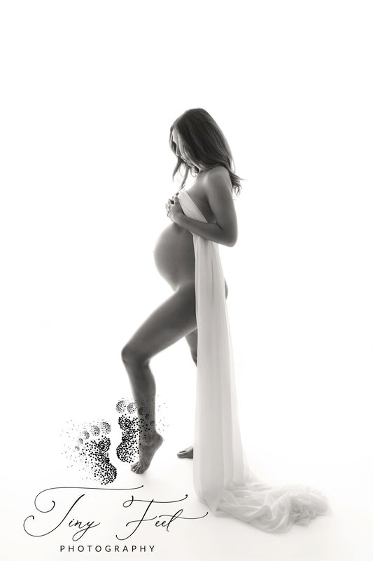 Tiny Feet Photography Black and white artistic nude studio style maternity image